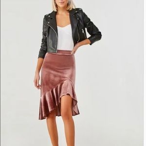 🌺HOST PICK🌺Forever 21 Mauve Velour High-Low Skirt (BNWT)